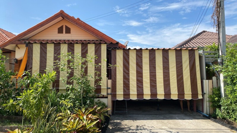 ผ้าใบกันสาดเต็นท์ราชบุรี.com รับติดตั้งผ้าใบกันสาด ราคาถูก (116)